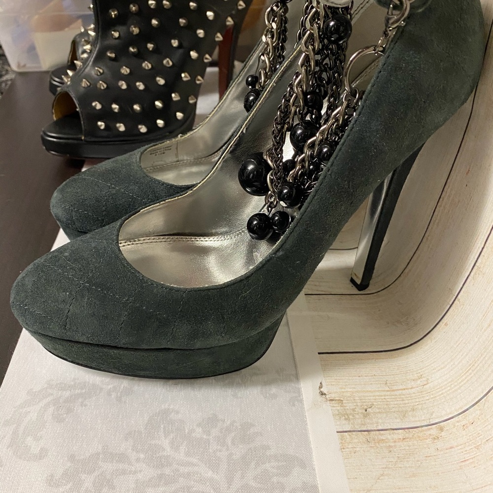 Woman’s 👠 shoes